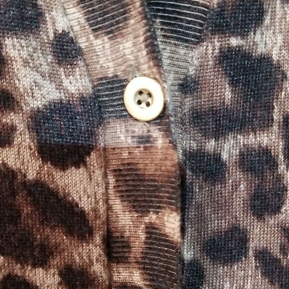 Lisa Rinna Collection Leopard Boyfriend Cardigan Size Medium - Picture 5 of 9